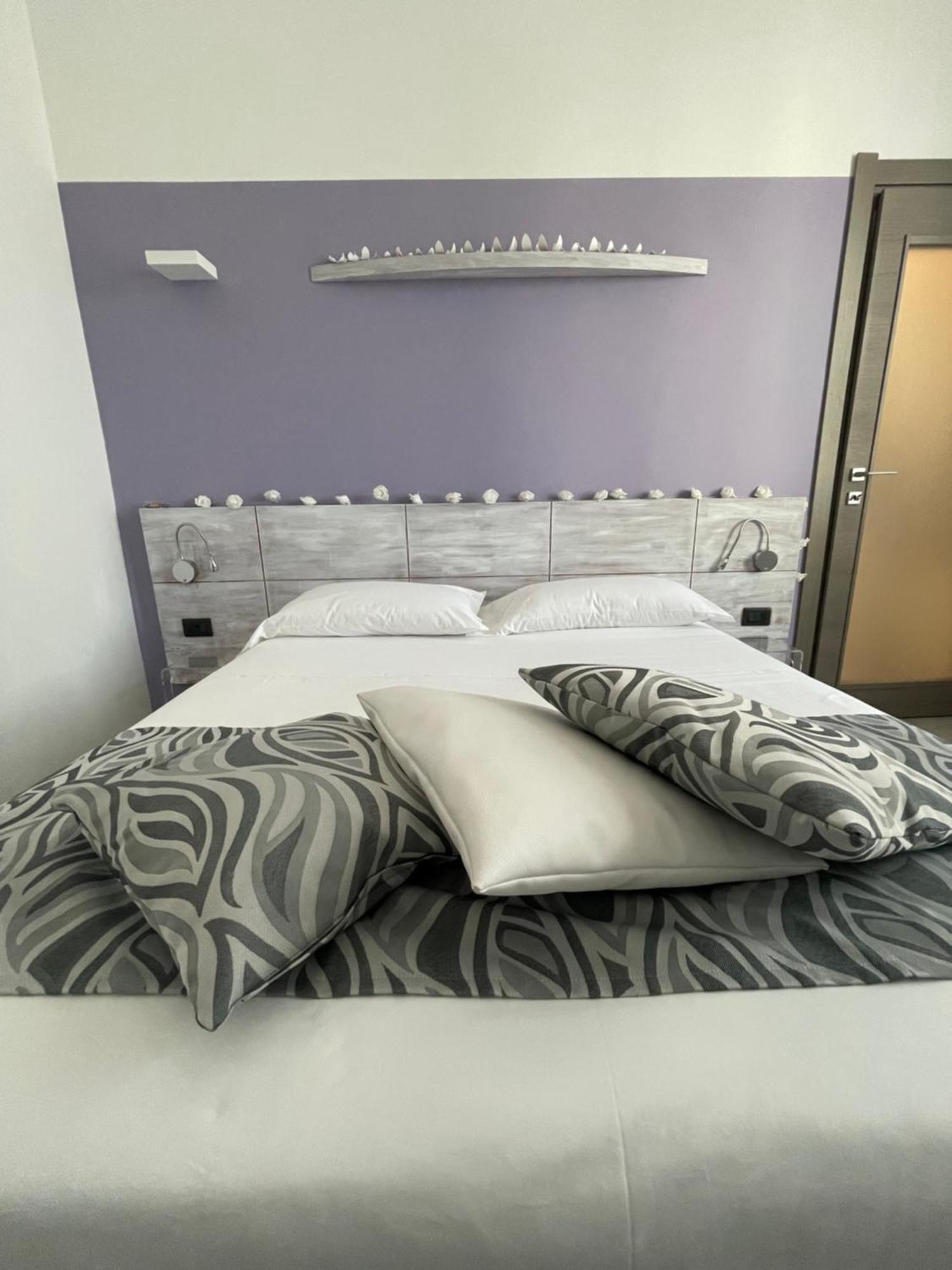 Hotel Europa Варезе Екстериор снимка