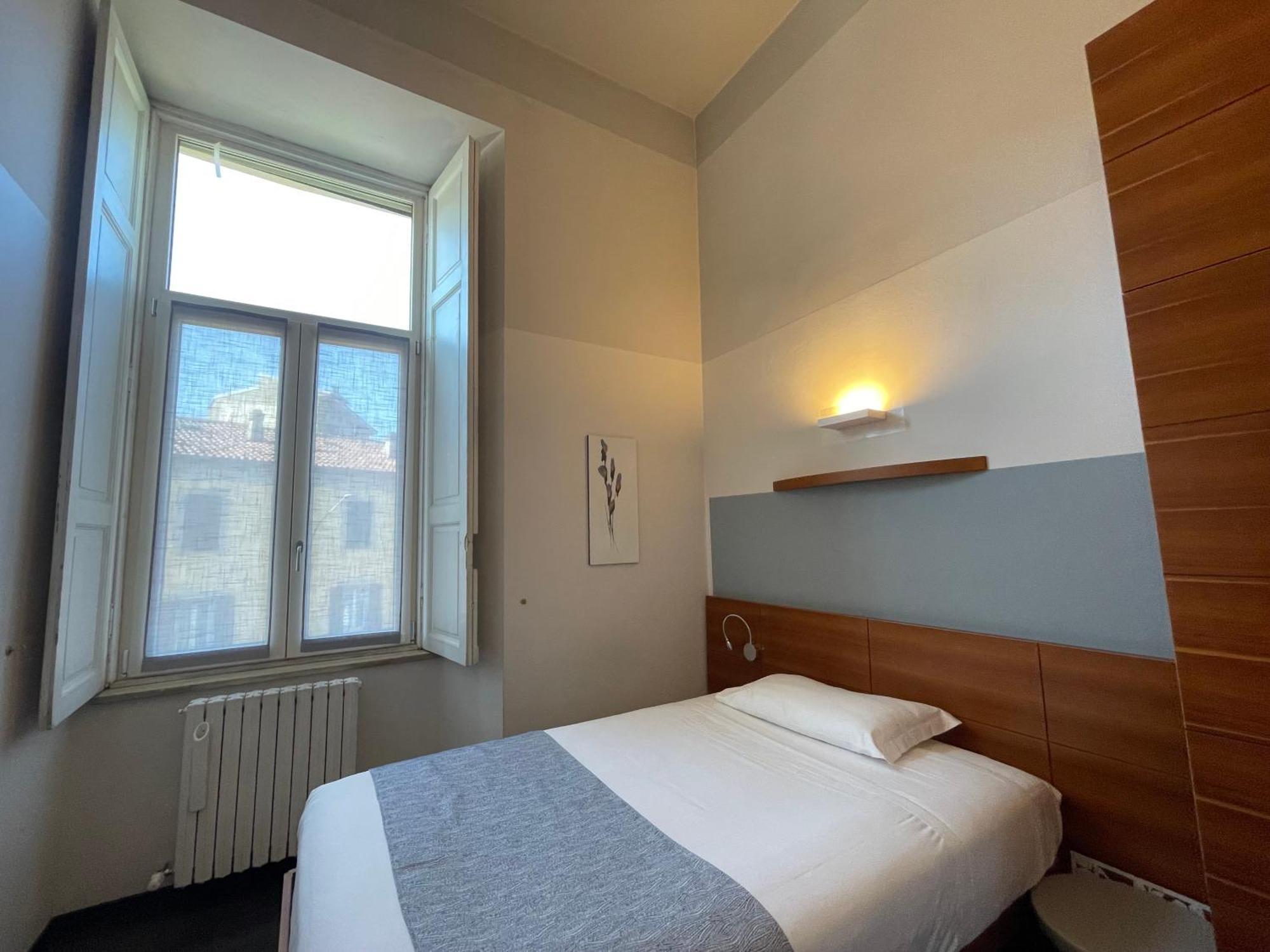 Hotel Europa Варезе Екстериор снимка