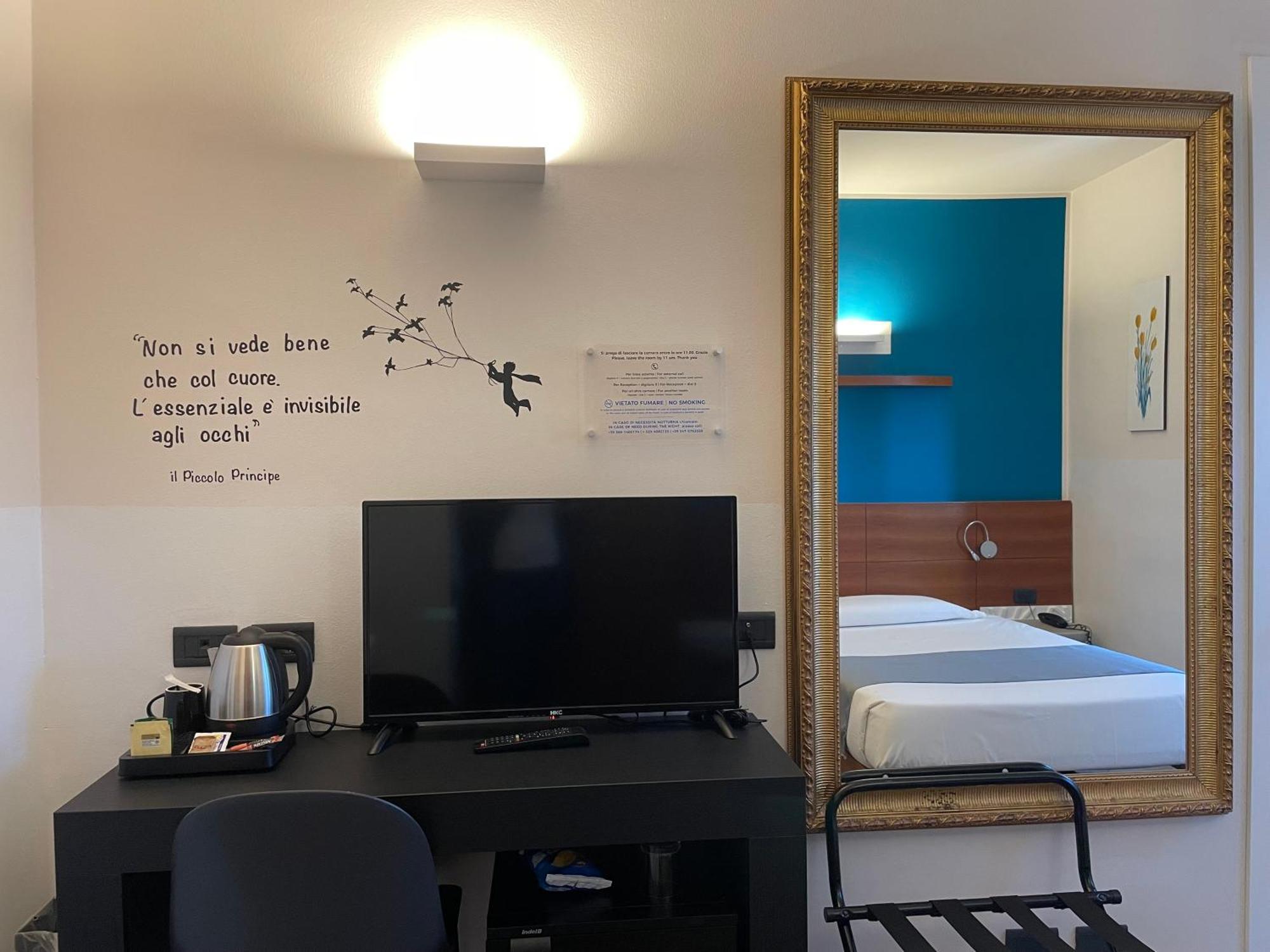 Hotel Europa Варезе Екстериор снимка